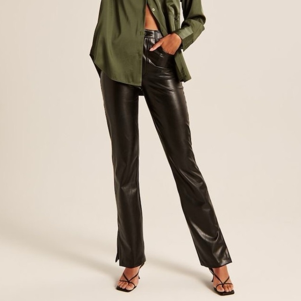 Abercrombie & Fitch Split-Hem Vegan Leather 90s Straight Pant